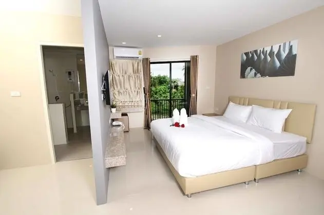 Standard King Room