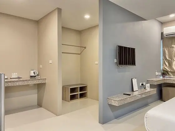 Standard King Room