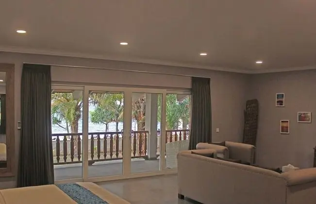 Studio with Sea View
