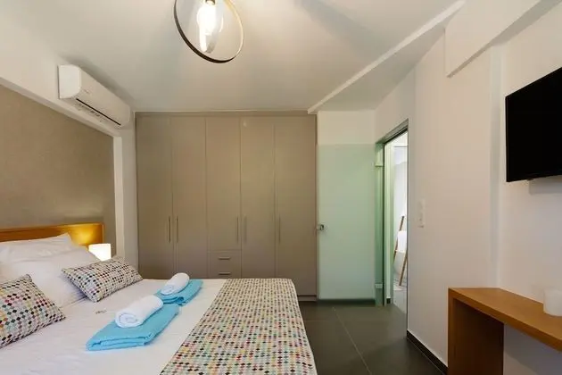 Apart Daire, 2 Yatak Odası, Havuz Manzaralı