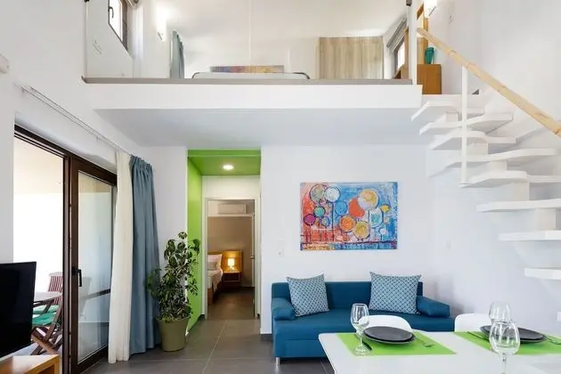 Apart Daire, 2 Yatak Odası, Havuz Manzaralı