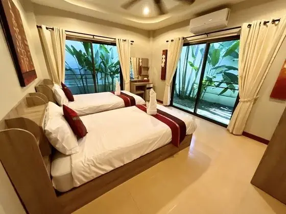 4 Bedrooms Private Pool