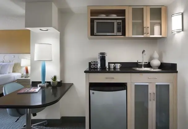 Standard Oda, 2 Çift Kişilik Yatak, Şehir Manzaralı