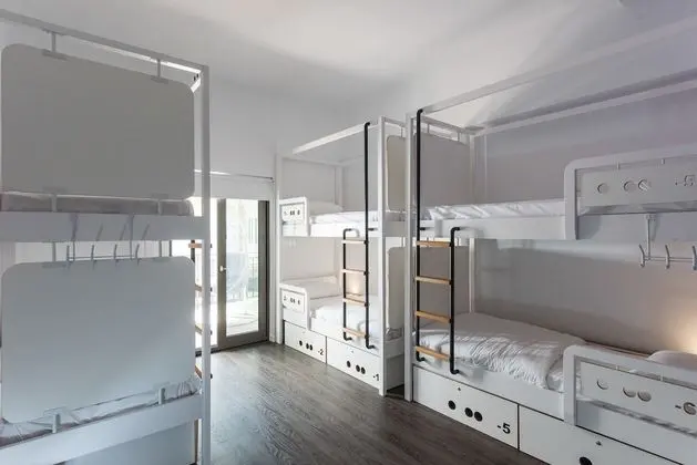 Ortak Ranzalı Oda, Ortak Banyo (6 Beds)