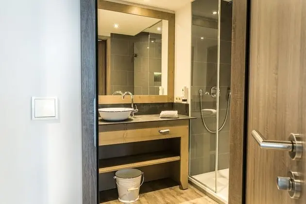 Deluxe Tek Büyük Yataklı Oda (Relax Alm)