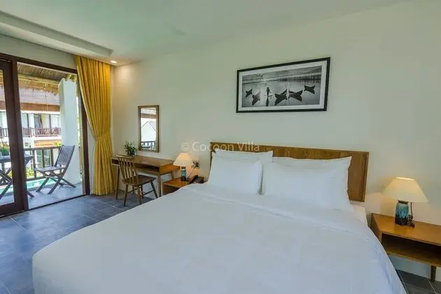 Villa (Cocoon)