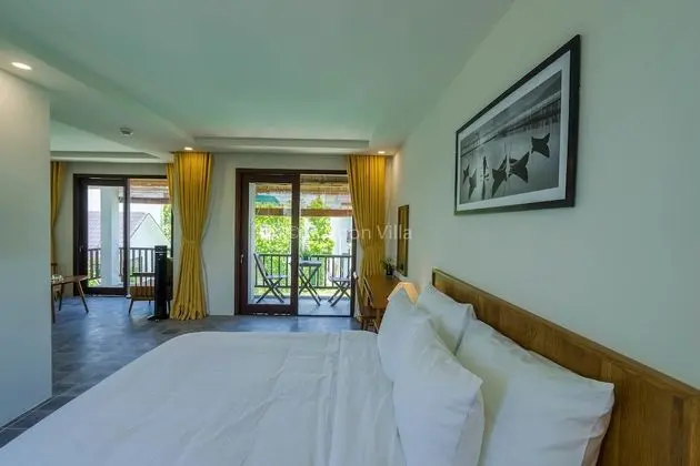 Villa (Cocoon)