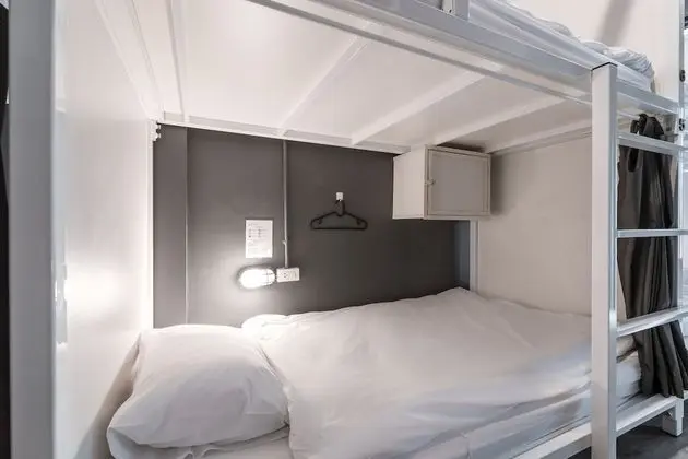 6-Bed Mixed Dormitory