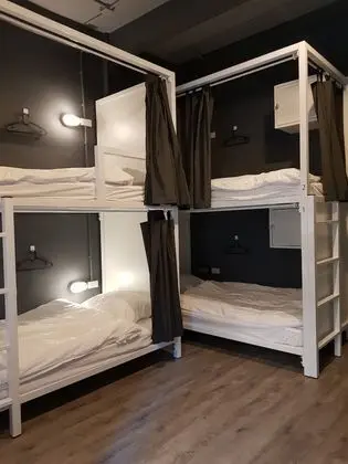 6-Bed Mixed Dormitory