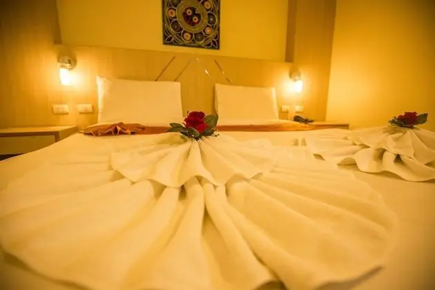 Comfort Tek Büyük Yataklı Oda (No Window)