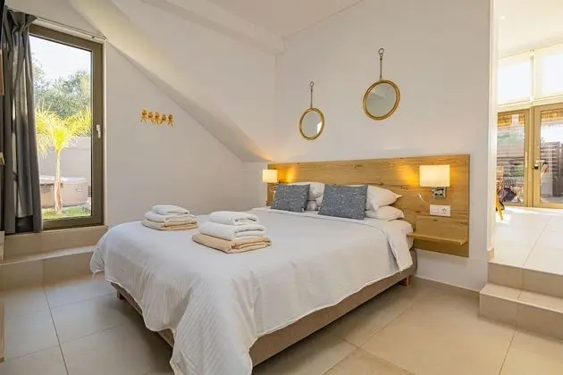Villa (Cyma)
