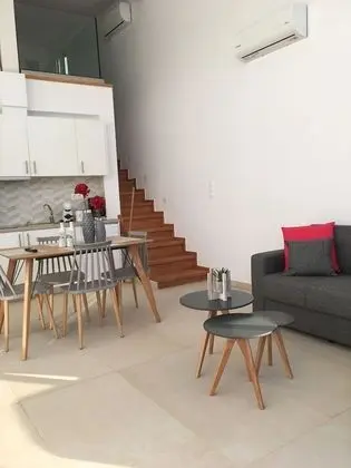 Villa (Cyma)