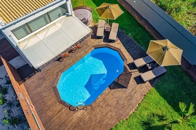 Villa (Cyma)