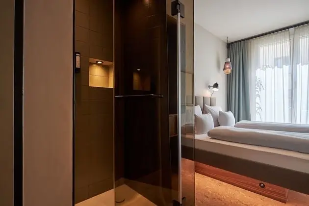 Oasis Cocoon
