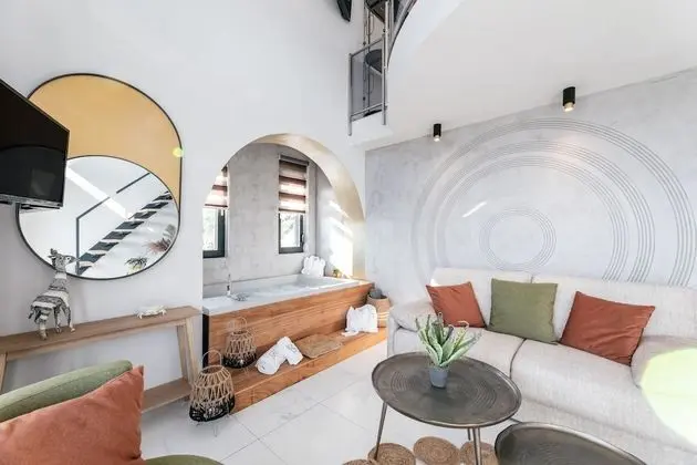 Duplex Suite Sea View Indoor Jacuzzi