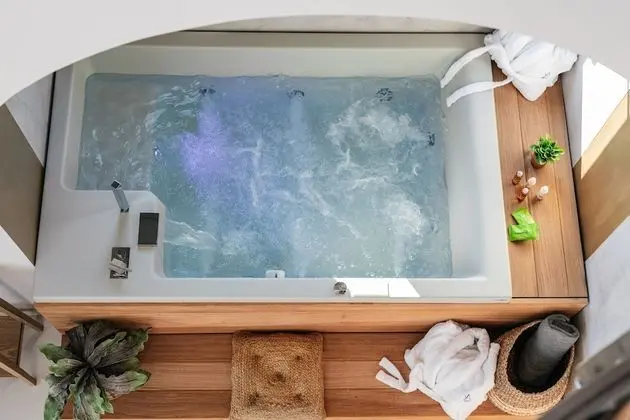 Duplex Suite Sea View Indoor Jacuzzi