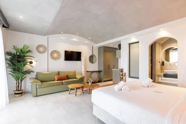 Superior Suite, Garden View