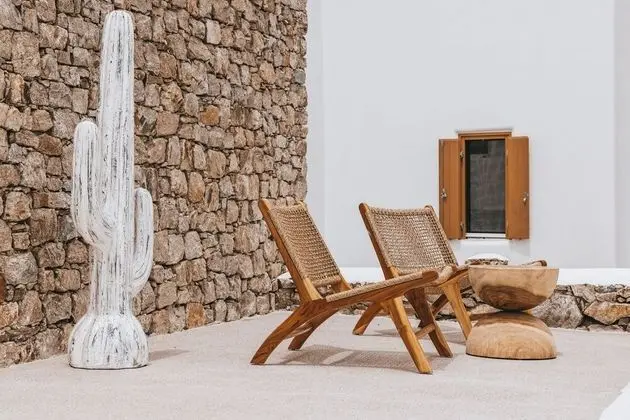 Villa 2 Bedrooms and 1 Bedroom Apartment with Private Pool and Jetted Tub