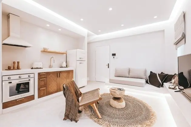 Villa 2 Bedrooms with Private Pool and Jetted Tub