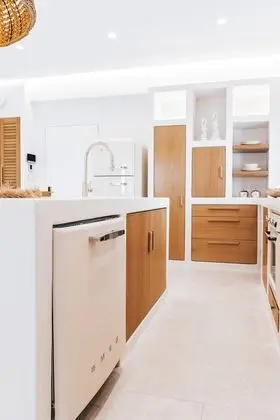 Villa 2 Bedrooms with Private Pool and Jetted Tub