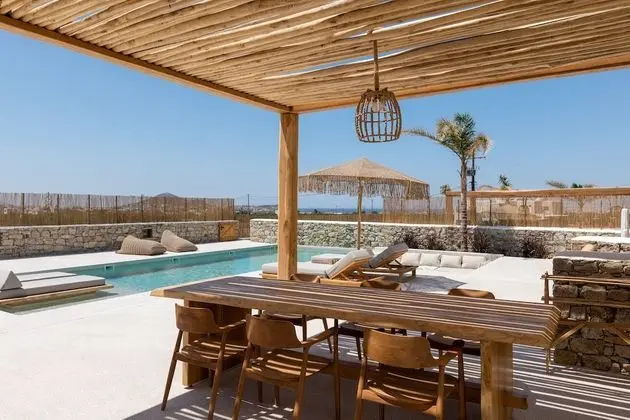 Villa 3 Bedrooms with Private Pool and Jetted Tub
