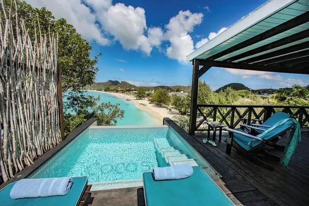 Bay View Pool Cottage