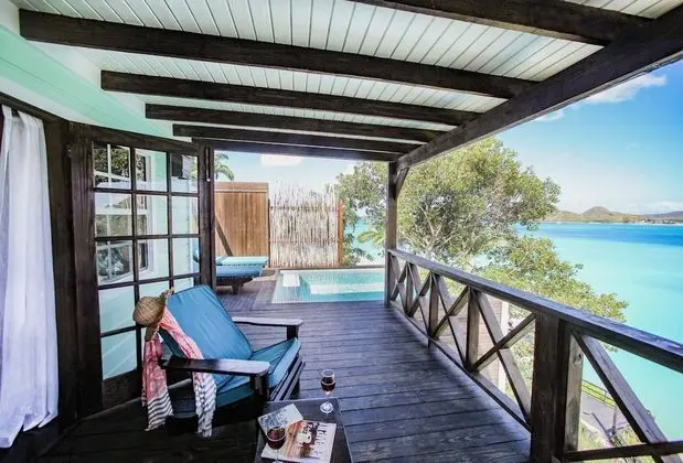 Bay View Pool Cottage