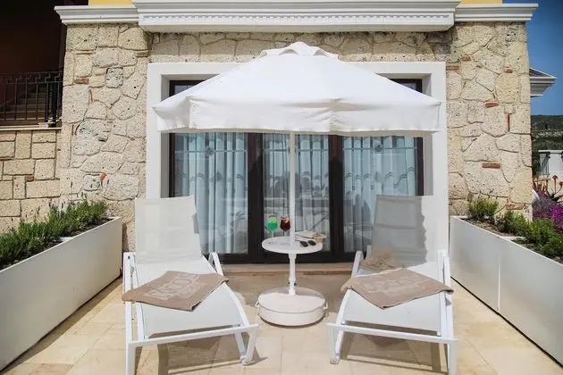 https://images.etstur.com/files/images/hotelImages/TR/214179/l/Cocos-The-Club-Solto-Oda-325477.jpg
