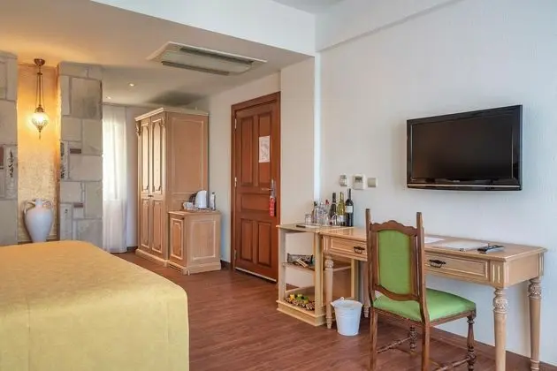 https://images.etstur.com/files/images/hotelImages/TR/214179/l/Cocos-The-Club-Solto-Oda-336774.jpg