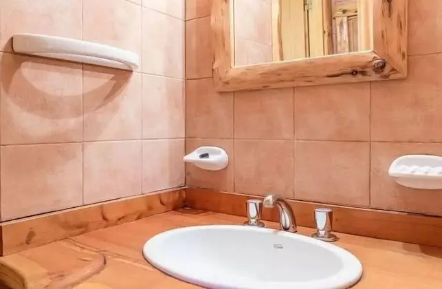 Superior House, 2 Bedrooms (5 Passengers)