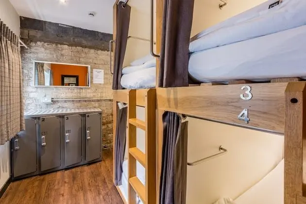 Oda, Karma Ranzalı Oda (1 bed in 4 bed dormitory)