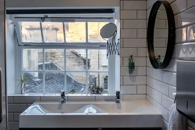 Oda, Karma Ranzalı Oda (1 bed in 4 bed dormitory)