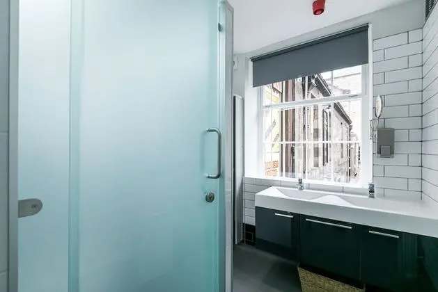 Oda, Karma Ranzalı Oda (1 bed in 4 bed dormitory)