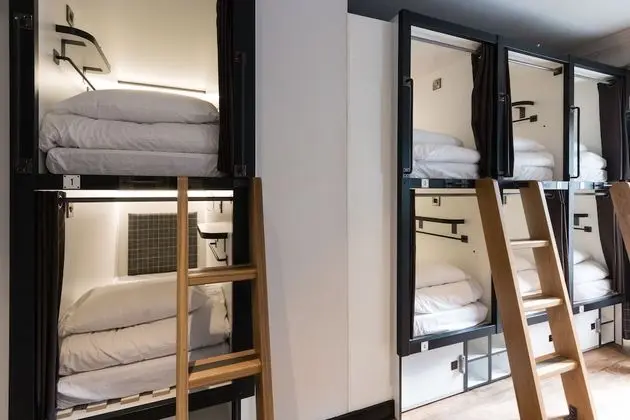 Deluxe Ortak Ranzalı Oda, Karma Ranzalı Oda, Ortak Banyo