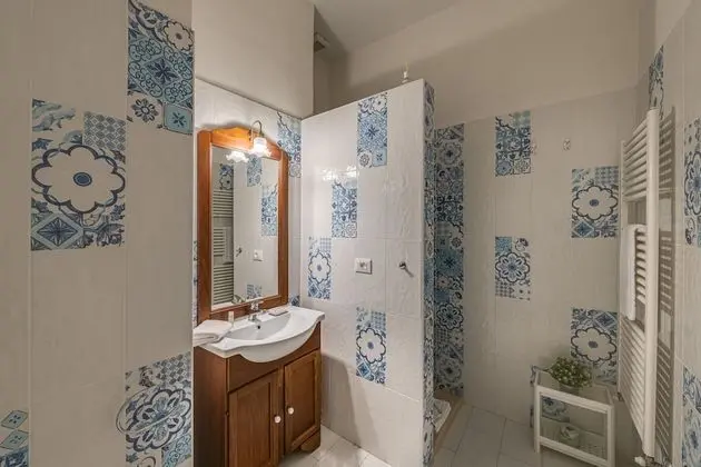 Superior Tek Büyük Yataklı Oda, Şehir Manzaralı