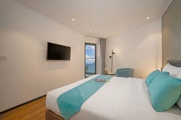 Deluxe Tek Büyük Yataklı Oda, Okyanus Manzaralı