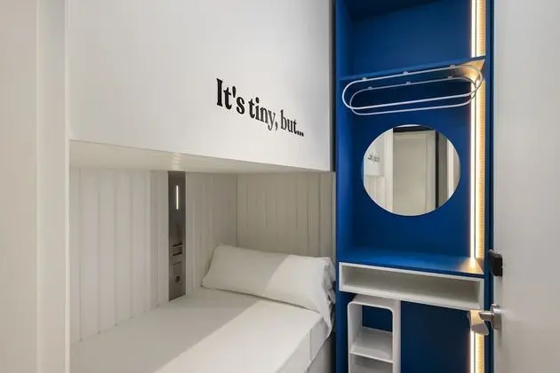 INDIVIDUAL LOWER POD | INTERIOR