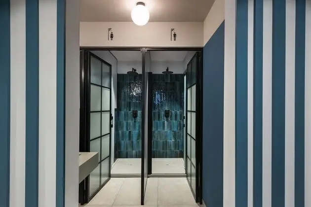 INDIVIDUAL UPPER POD | INTERIOR