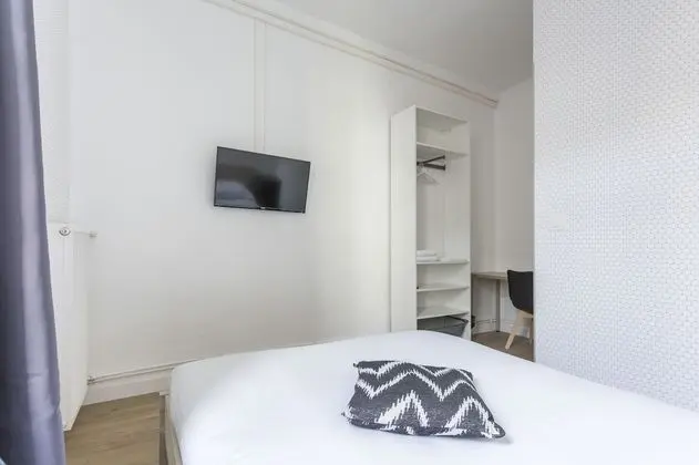 City Tek Büyük Yataklı Oda, Ortak Banyo (1)