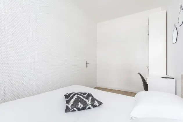 City Tek Büyük Yataklı Oda, Ortak Banyo (3)