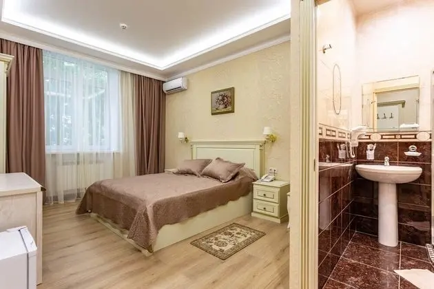 Superior Tek Büyük Yataklı Oda