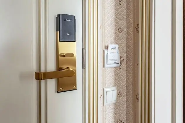 Superior Tek Büyük Yataklı Oda