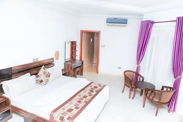 Deluxe Tek Büyük Yataklı Oda