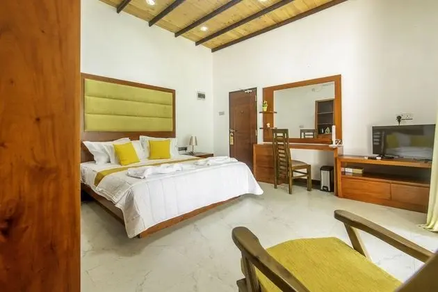 Deluxe Tek Büyük Yataklı Oda, 1 Yatak Odası, Özel Banyo, Bahçe Manzaralı