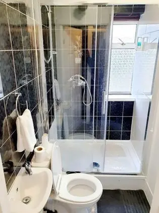 Classic Tek Büyük veya İki Ayrı Yataklı Oda, Ortak Banyo