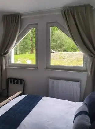 Deluxe Tek Büyük Yataklı Oda, Banyolu/Duşlu, Bahçe Manzaralı