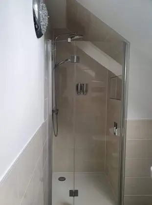 Deluxe Tek Büyük Yataklı Oda, Banyolu/Duşlu, Bahçe Manzaralı
