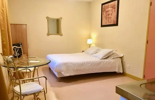 Standard Stüdyo (Le Par)