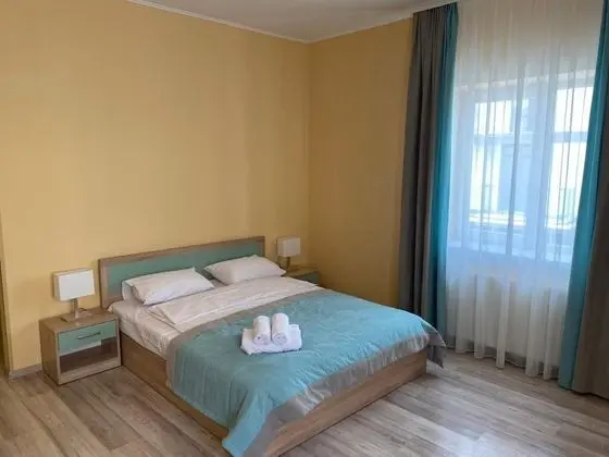 Standard Tek Büyük veya İki Ayrı Yataklı Oda