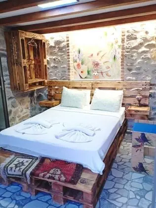 https://images.odamax.com/img/1920x1080/odamax/image/upload/Cokertme_Butik_Otel_20230323123243_0.jpeg